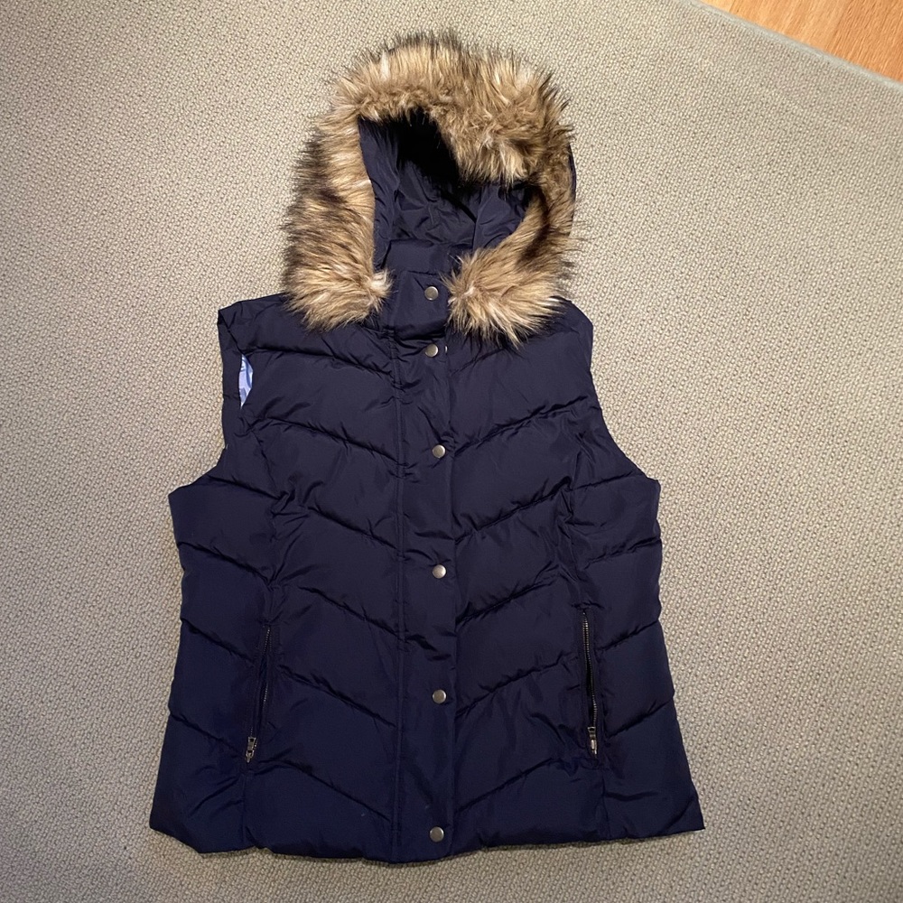 Gap Puffer Vest With Faux Fur Hood
